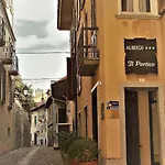 Lvg Collection - Il Portico 3* 坎诺比奥