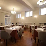 Lvg Collection - Il Portico Hotel 3*