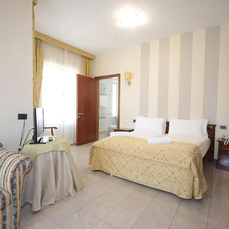 Il Portico By Lvg Collection Hotel 3*