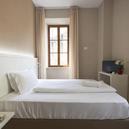 Il Portico By Lvg Collection Hotel 3*