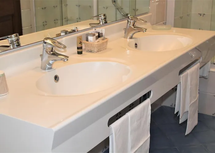 호텔 Lvg Collection - Il Portico 카노비오