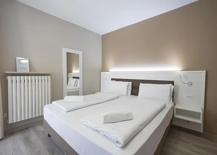 Lvg Collection - Il Portico Hotel 3*